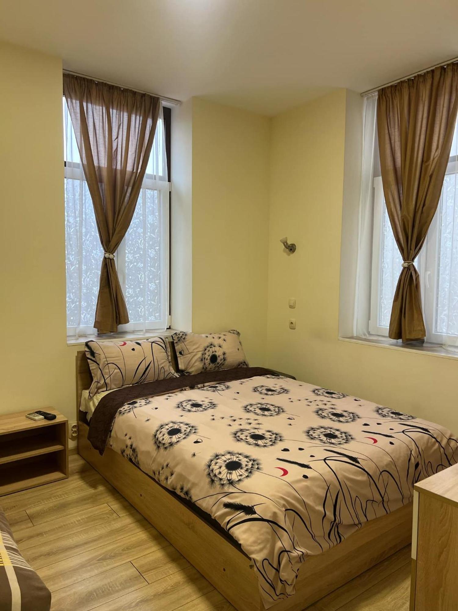 Стонел Veliko Tarnovo Exterior foto